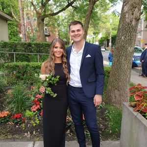 Meet your Posher, Devin